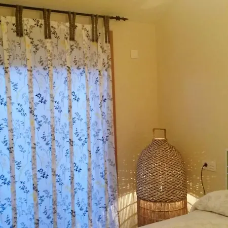 2 Bedrooms With Sea View Shared Pool And Jacuzzi At 1 Km Away From The Lägenhet